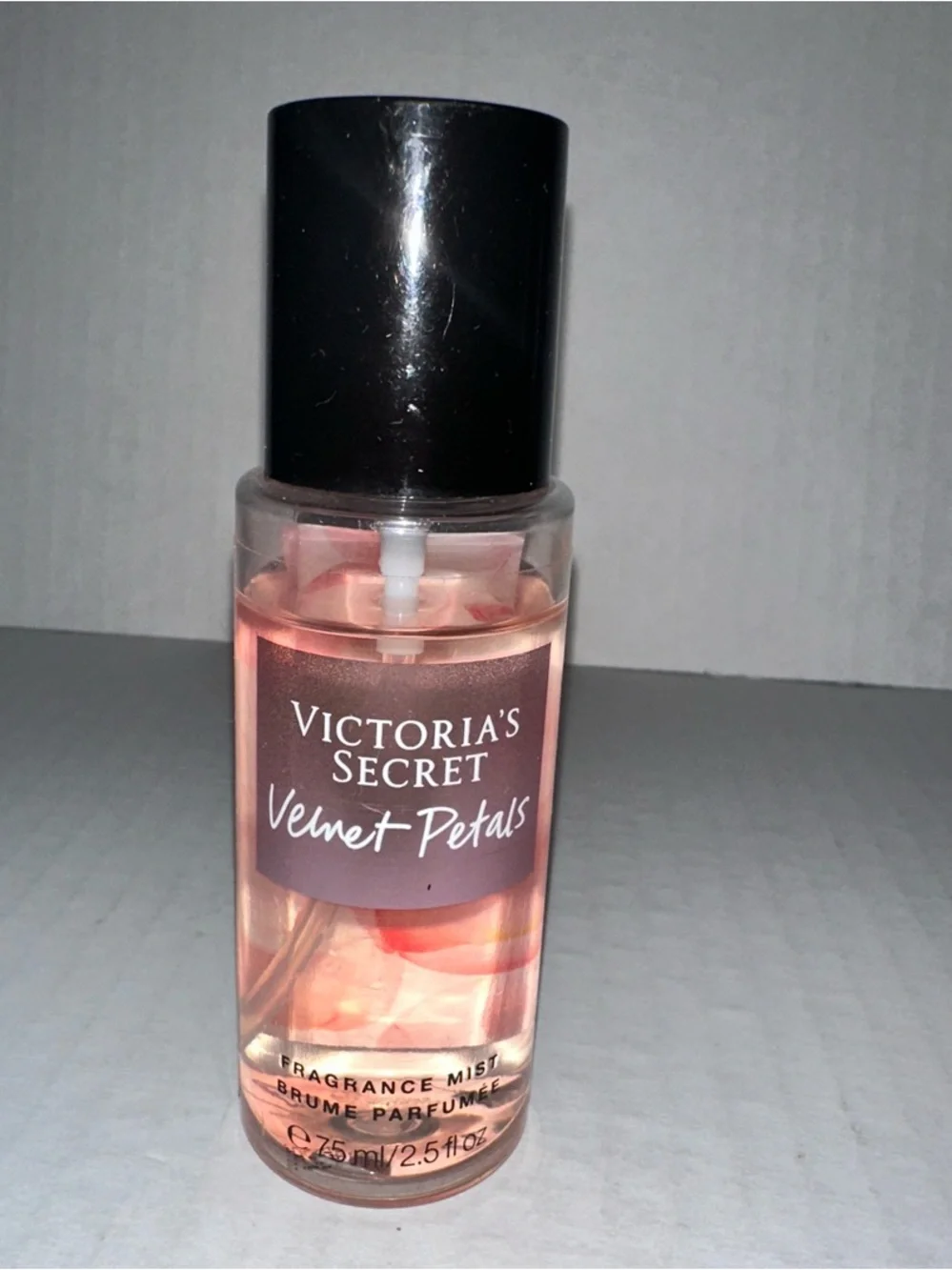 Victoria's Secret Velvet Petals Fragrance Mist